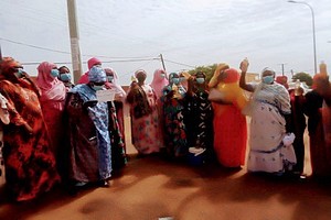 Rosso : les femmes manifestent contre 