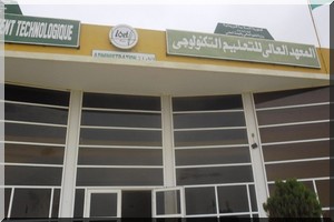  Rosso : les professeurs de l’institut supérieur de l’enseignement technologique toujours en grève