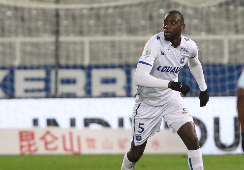 Le club tripolitain d’Al-Ahli confirme le paiement des droits du joueur mauritanien Abdoul Ba