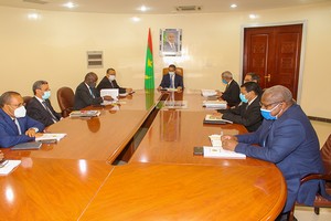 Covid-19 : les autorités invitent à la prudence après la levée du couvre-feu et l’ouverture des routes 