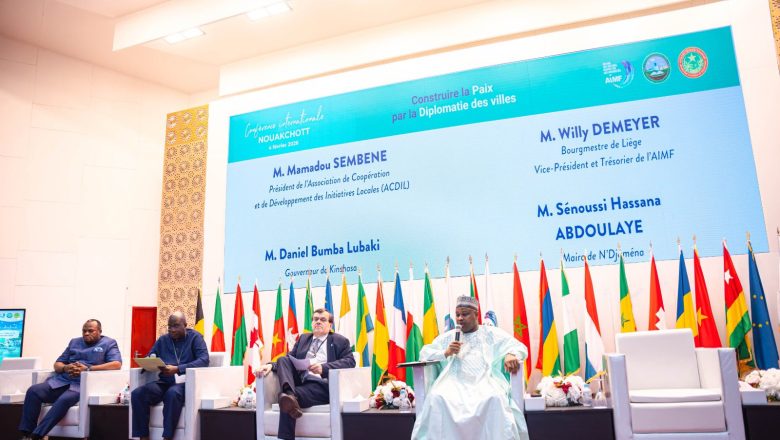 En Mauritanie, le maire de N’Djamena plaide pour le rôle stratégique des communes dans la gestion des crises