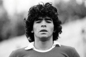 Mort du génie du foot Diego Maradona 