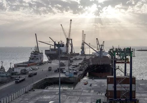 Sécurité de navigation : la Marine française cartographie les ports de Mauritanie