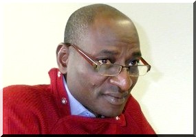 Abderrahmane Ngaïdé expose des tableaux pour donner vie à des ''images mortes