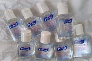 Mauritanie/COVID-19 : quand les pharmaciens se font des bénéfices sur ces petits bouts de gels de désinfections et es masques sanitaires