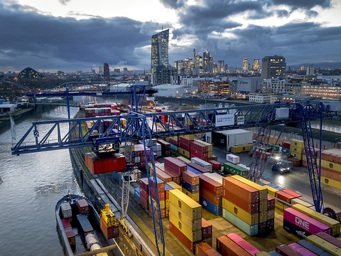 Mer Rouge : trois transporteurs maritimes japonais évitent à leur tour la zone